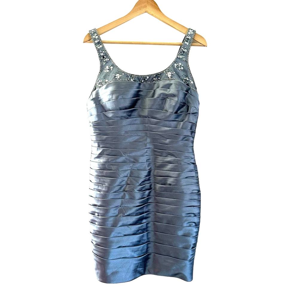 Adrianna Papell Shutter Pleats Cocktail Dress Light Blue‎ Beaded Detail Size 12